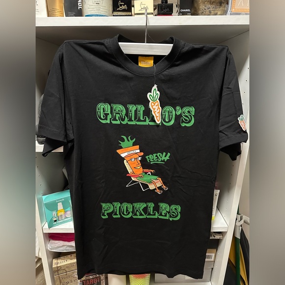 SOLD - Grillo's Pickles X Anwar Carrots T-Shirt - Black | NWT (M) - Picture 2 of 2